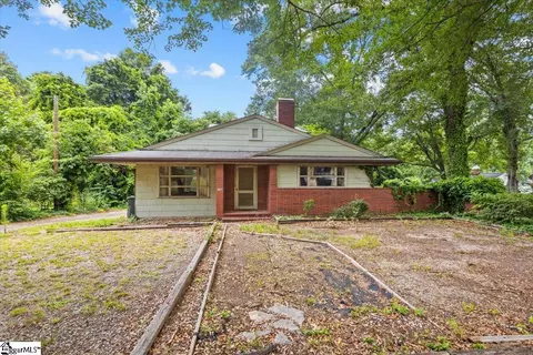 106 Rice St, Greenville, SC 29605