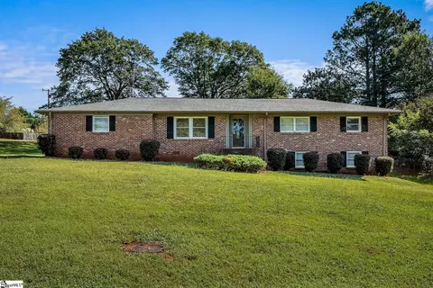 2402 Old Stone Rd, Anderson, SC 29621