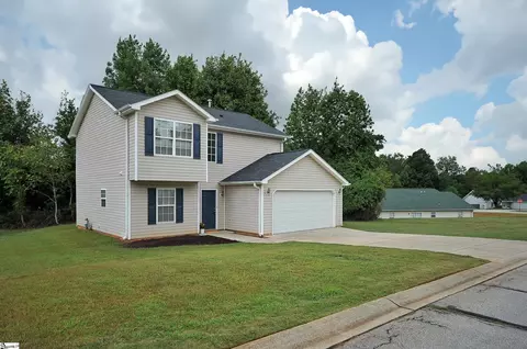 404 Brenna Ln, Piedmont, SC 29673