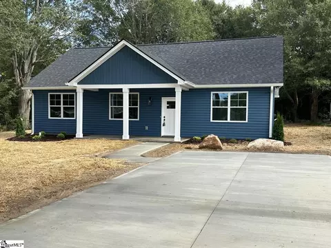 201 Reeves Dr, Simpsonville, SC 29681