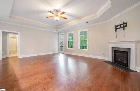 Living - 199 Upper Lake Dr, Easley, SC 29640 photo 4 of 4