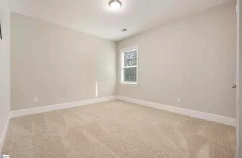 Bedroom - 199 Upper Lake Dr, Easley, SC 29640 photo 5 of 8