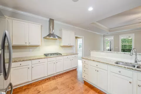 Kitchen - 199 Upper Lake Dr, Easley, SC 29640 photo 2 of 3
