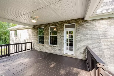 Exterior - 199 Upper Lake Dr, Easley, SC 29640 photo 4 of 7