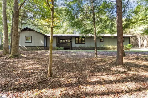 555 Dean Rd, Greer, SC 29651