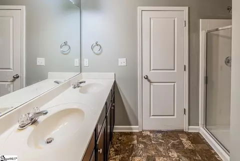 Entry Way - 449 Victory Ln, Moore, SC 29369 photo 1 of 3