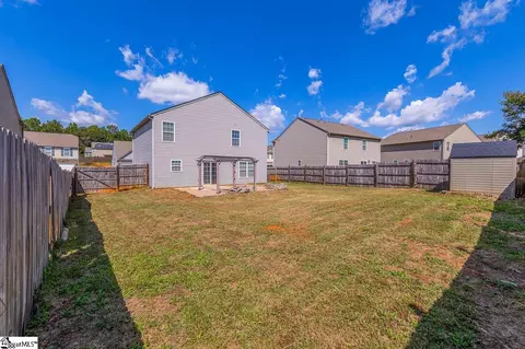 Exterior - 449 Victory Ln, Moore, SC 29369 photo 5 of 6