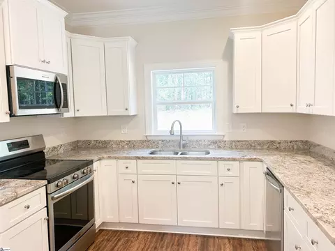 Kitchen - 1237 Shirley Store Rd, Anderson, SC 29621 photo 3 of 4