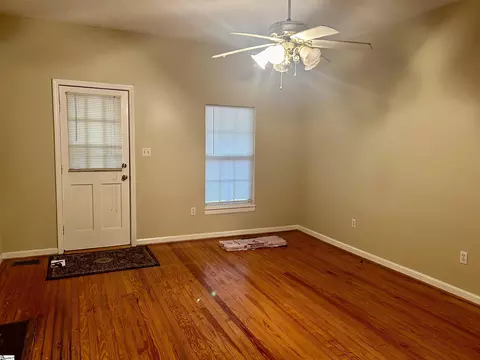 22 Walnut St, Startex, SC 29377 photo 9