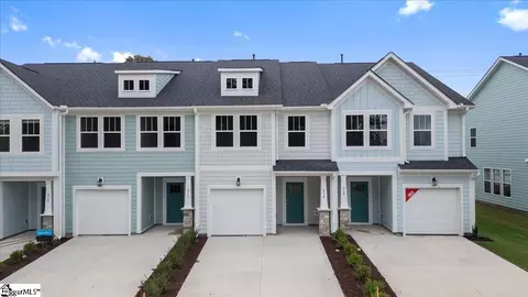 214 Curhill Ln, Simpsonville, SC 29681