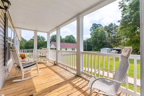 114 Philbert Rd, Easley, SC 29642 photo 4