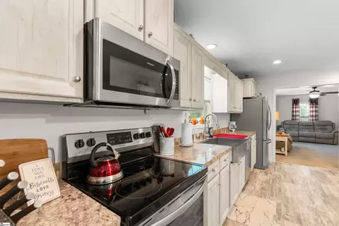114 Philbert Rd, Easley, SC 29642 photo 11