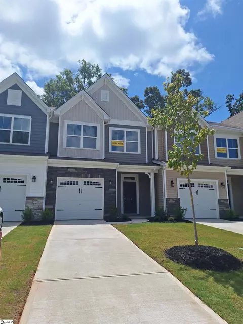 218 Brochaill Ct, Piedmont, SC 29673