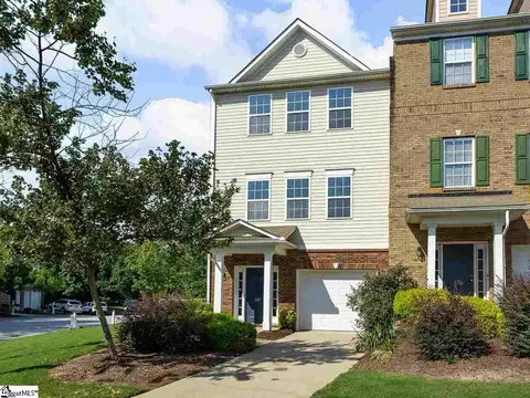 118 Forsythia Dr, Mauldin, SC 29662
