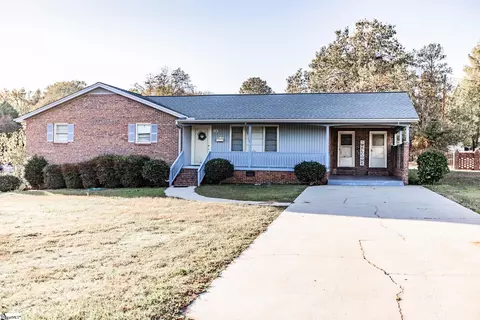 10 Pine Tree Dr, Honea Path, SC 29654