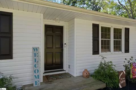46 Ridge Ct, Williamston, SC 29697 photo 4