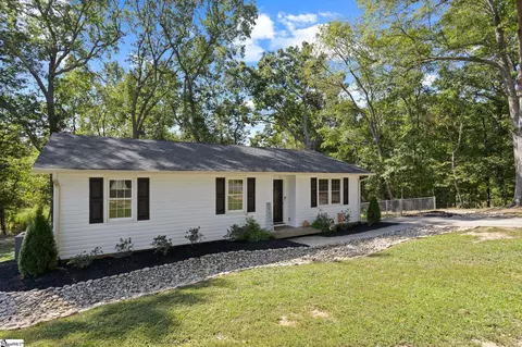 46 Ridge Ct, Williamston, SC 29697 photo 3