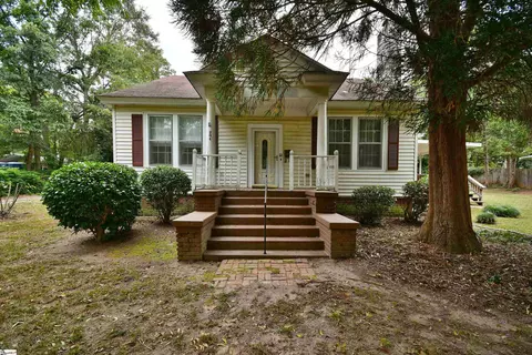 204 Forest Ave, Anderson, SC 29625