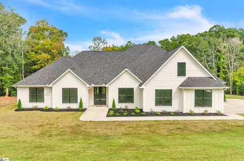 44 Stallings Rd, Taylors, SC 29687