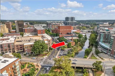402 River St, Greenville, SC 29601