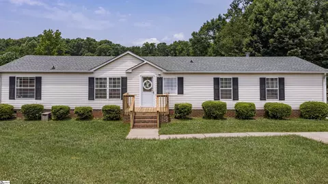 105 Ironwood Rd, Simpsonville, SC 29681