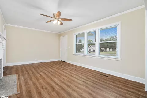 32 Dove St, Williamston, SC 29697 photo 6