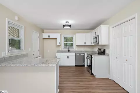 32 Dove St, Williamston, SC 29697 photo 11