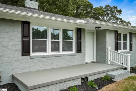 32 Dove St, Williamston, SC 29697 photo 4