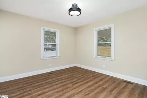 32 Dove St, Williamston, SC 29697 photo 9