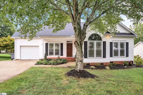 10 Mountainside Way, Greenville, SC 29609