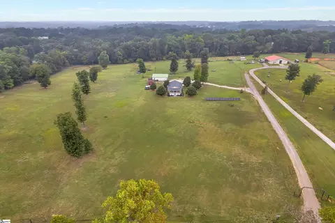 3755 Ballenger Rd, Greer, SC 29651