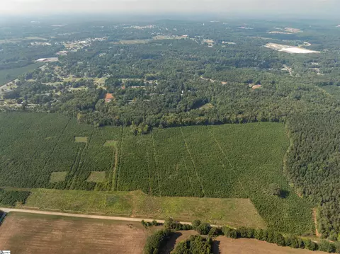 005 Young Rd, Clinton, SC 29325 photo 8