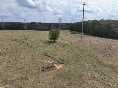 599 Martin Rd, Starr, SC 29684 photo 6