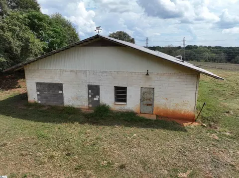 599 Martin Rd, Starr, SC 29684 photo 9
