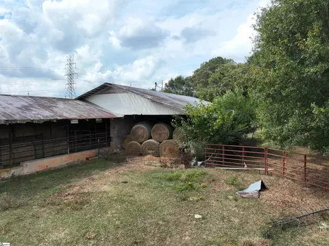 599 Martin Rd, Starr, SC 29684 photo 15