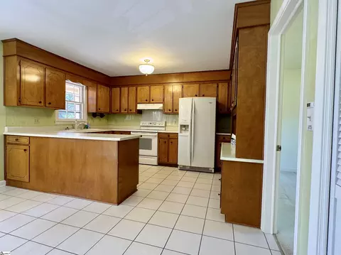 Kitchen - 107 Playground Rd, Walhalla, SC 29691 photo 2 of 6