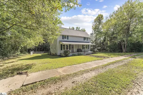 1 Dora St, Pelzer, SC 29669 photo 2