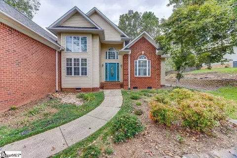 526 Scenic Oak Dr, Moore, SC 29369
