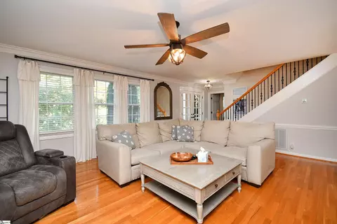 209 Pine Ridge Dr, Easley, SC 29642 photo 4