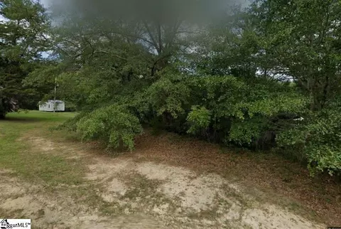 441 Spruce St, Pacolet, SC 29372