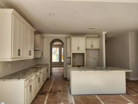 331 Wakelon Dr, Greer, SC 29651 photo 3