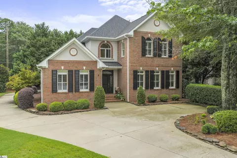 13 Crimson Ct, Greer, SC 29650
