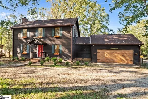 535 Royal Oak Dr, Spartanburg, SC 29302
