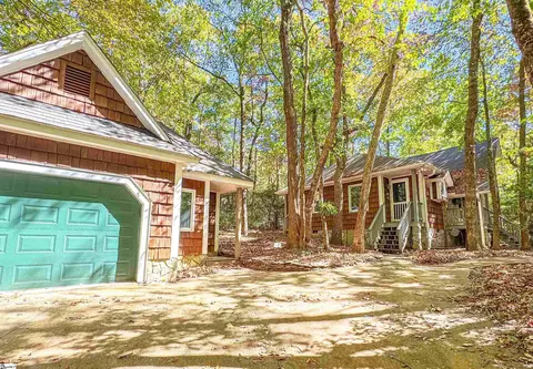 404 Cliff Ridge Dr, Cleveland, SC 29635