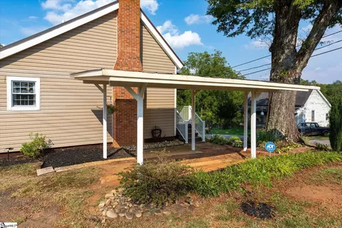 Exterior - 2 Capers St, Pelzer, SC 29669 photo 7 of 9