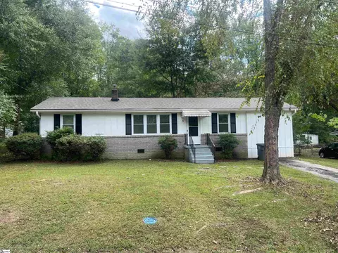 9 June Ln, Greenville, SC 29605