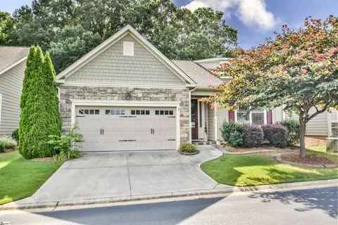 104 Briarhill Dr, Simpsonville, SC 29680