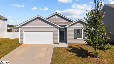 102 Sweetgrass Ln, Piedmont, SC 29673