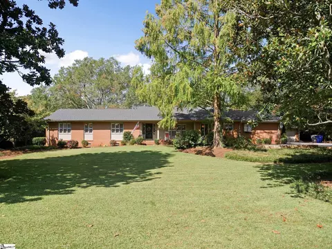 1055 Partridge Rd, Spartanburg, SC 29302