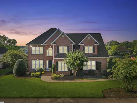 303 Ladykirk Ln, Greer, SC 29650